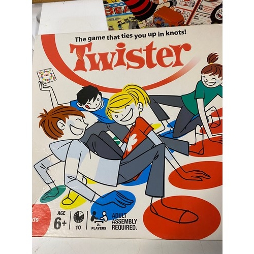 359 - Selection of childrens games and a jigsaw including Twister, Buckaroo, Frustration etc