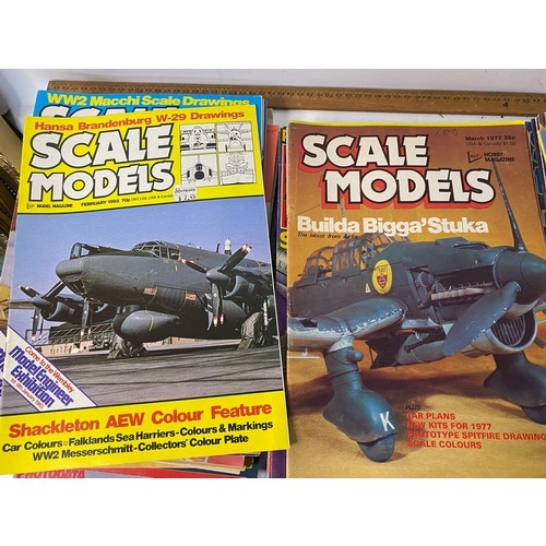 460 - Over 100 x issues of Scale Models from the 70's and 80's