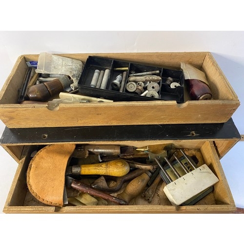 466 - Vintage leathercrafters toolbox with selection of tools