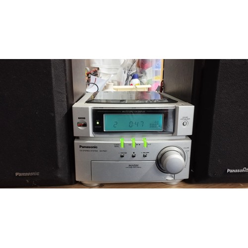 259 - Panasonic SA-PM01 CD micro system, in working order.