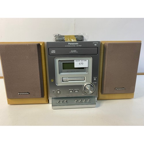 670 - Panasonic SA-PM07 CD/radio/cassette stereo system in working order.