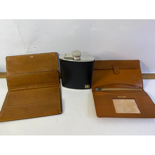 687 - Selection of ladies and gents vanity items and collectables including a Echo leather cased travel se... 