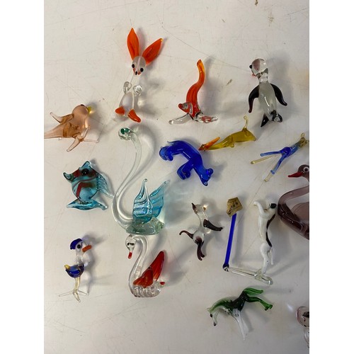 527 - Collection of vintage Murano Glass miniature animals.