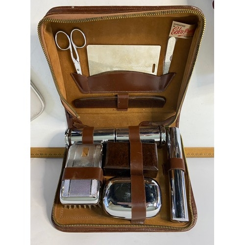 687 - Selection of ladies and gents vanity items and collectables including a Echo leather cased travel se... 