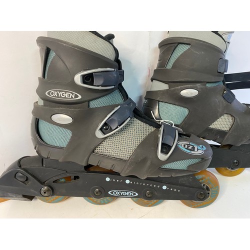 738 - Oxygen OZ1 roller blades size 27.5