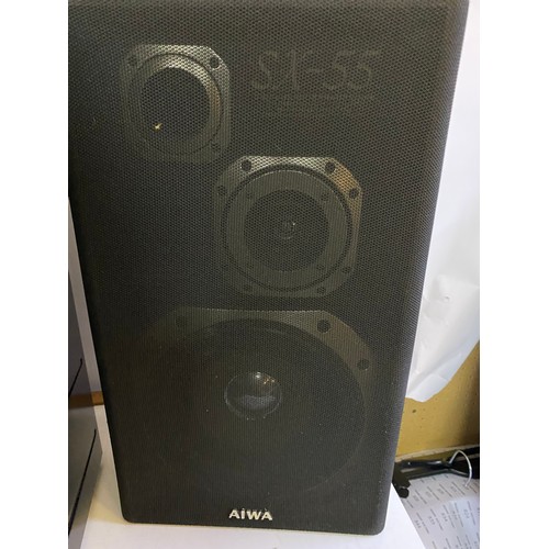 748 - Vintage Aiwa hifi system in working order