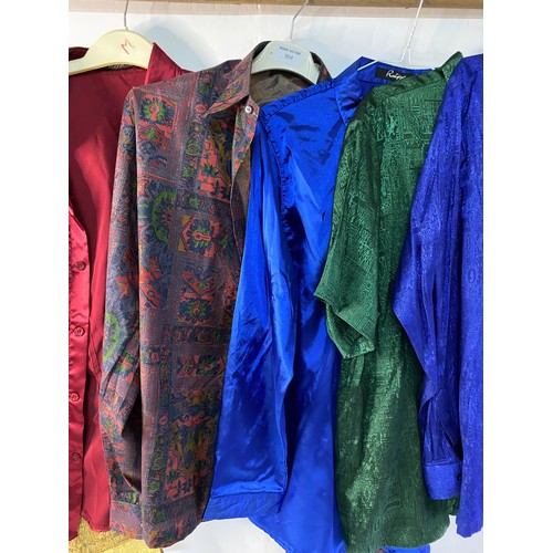 904 - Collection of vintage silk shirts.