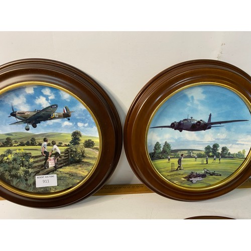 911 - 6 Royal Doulton 'Heroes of the Sky' limited edition plates