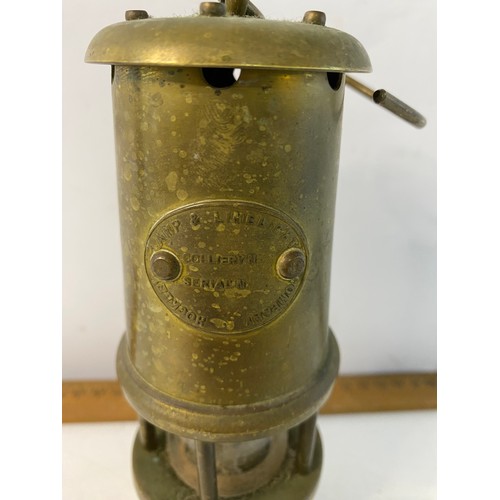 927 - Lamp & Limelight Co, brass miners lamp 17cms