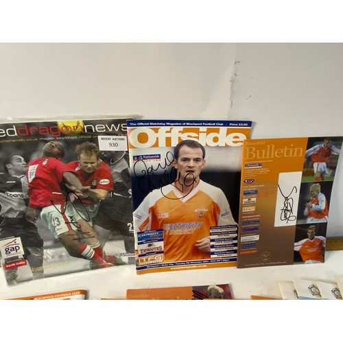 930 - Collection of Blackpool FC programmes, many signed and with match day tickets.