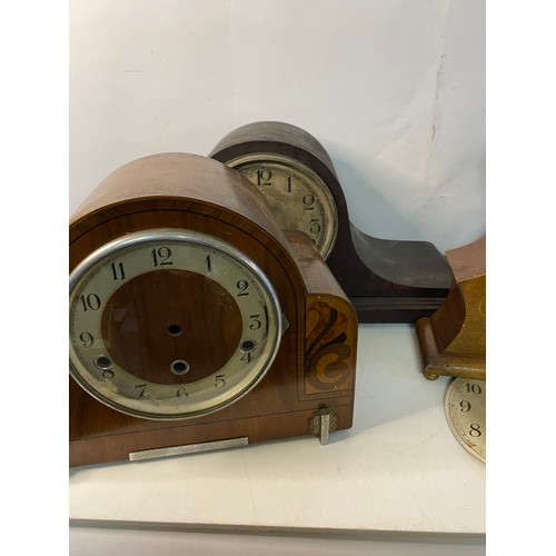 844 - Collection of 6 x wooden mantle clocks bodies and parts for spares or repair