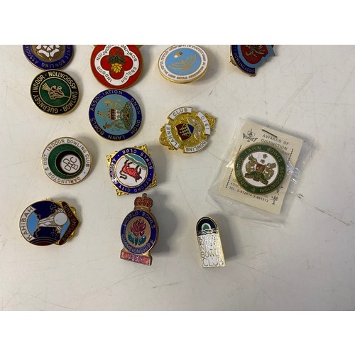 938 - Collection of vintage enamel bowling badges.