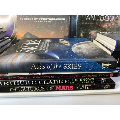 104 - Selection of books on astronomy