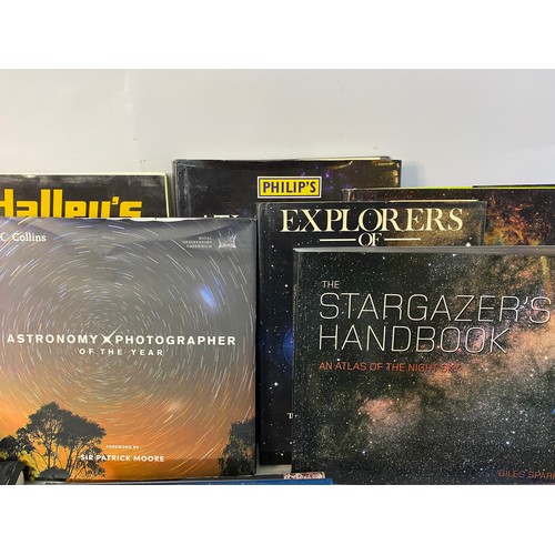 104 - Selection of books on astronomy