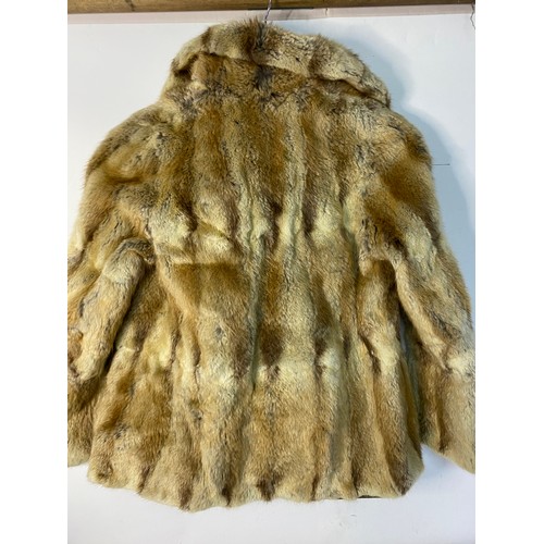 116 - Vintage fur coat.