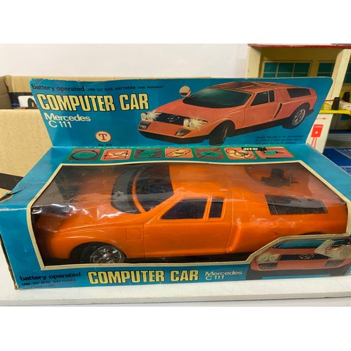 125 - Collection of vintage diecast vehicles including Corgi Rockets pace car, Matchbox Superfast series, ... 