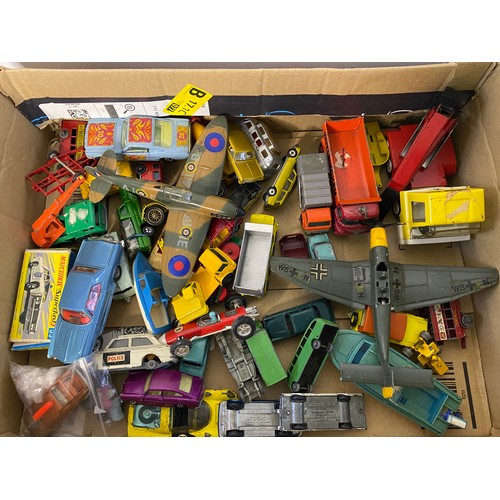 125 - Collection of vintage diecast vehicles including Corgi Rockets pace car, Matchbox Superfast series, ... 