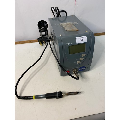 133 - Maplin ZD-916 digital soldering iron, tested and working.