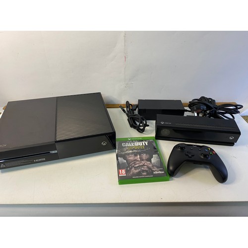 185 - Black Xbox One console Tested and working