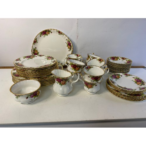 299 - Selection of Royal Doulton Old Country Roses dinnerware comprising of 6 dinner plates, 8 salad plate... 