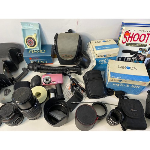 245 - Selection of vintage and modern cameras and accessories including Polaroid 600, various lenses, 35mm... 