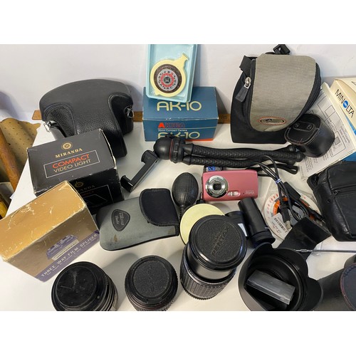 245 - Selection of vintage and modern cameras and accessories including Polaroid 600, various lenses, 35mm... 