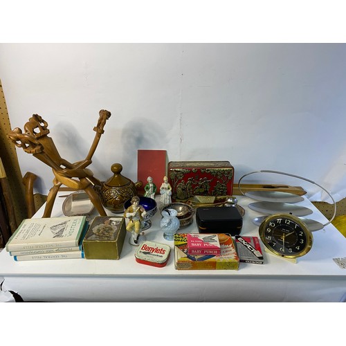 251 - Selection of vintage collectables including metalware, tins, ornaments, woodenware and more.