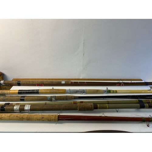 502 - Collection of 5 x vintage fishing rods. Makes include Lindop