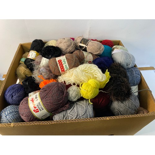 497 - Large selection of of assorted wool