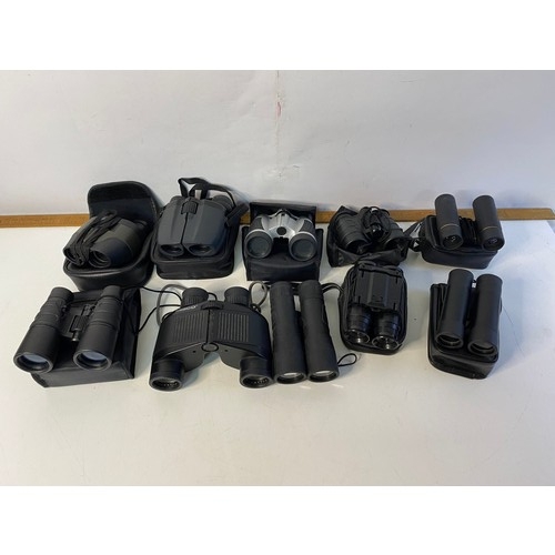 246 - Assorted pairs of binoculars from Sunagor, Tasco and others.