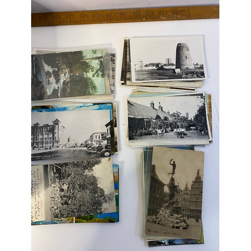 6 - Selection of approximately 6-700 vintage postcards