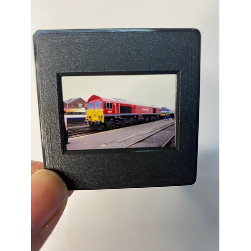 90 - Approximately 250 railway and train 35mm slides.