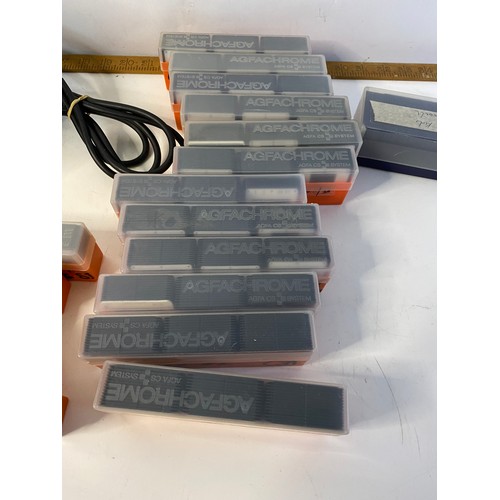 91 - Large collection of 35mm slides with projector.