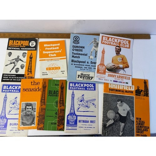 39 - Vintage 1960's football programmes