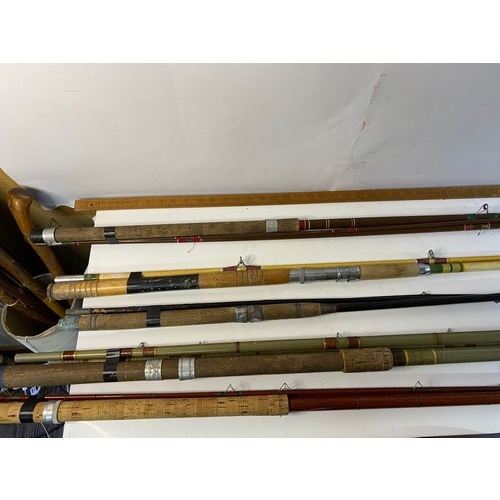 502 - Collection of 5 x vintage fishing rods. Makes include Lindop