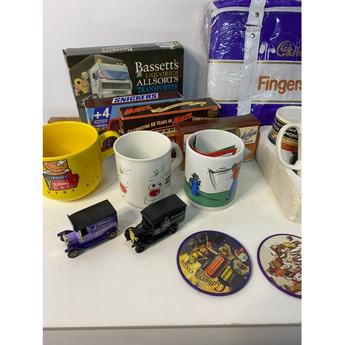 622 - Selection of food and drink collectables.