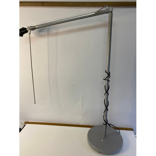 987 - Floor standing anglepoise lamp, needs attention