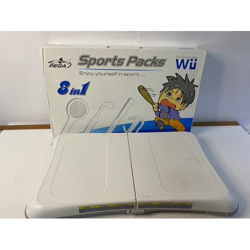 679 - Nintendo Wii console with games and accessories including fit board, Mariokart, sports and others.