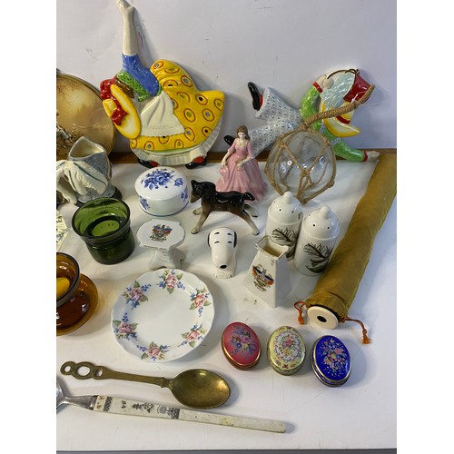 738 - Assortment of collectables including Dansk glass, character jugs and various china.