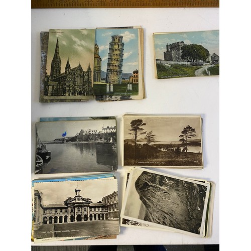 558 - Box of 6-700 vintage postcards.