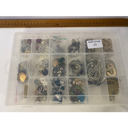 Lot 23        