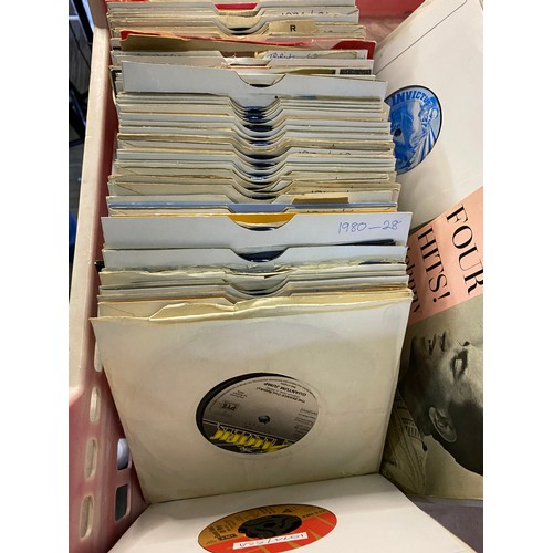 Very large selection of single record from all genres and mostly ...