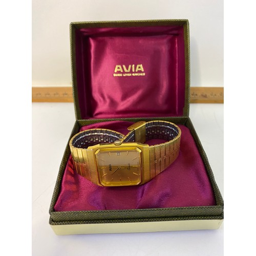38 - Boxed gents Avia watch.