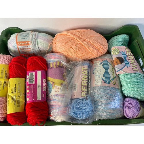 35 - Selection of knitting wool in mixed colours