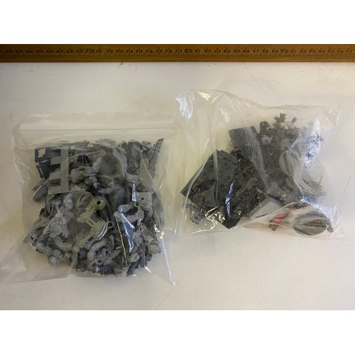 52 - Collection of Warhammer figures loose or on sheets