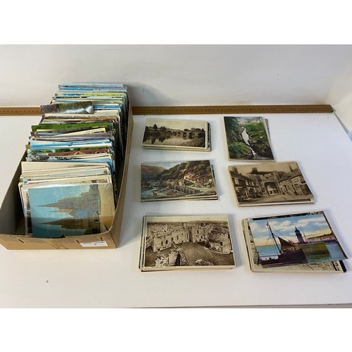 4 - Assortment of approximately 600 vintage postcards