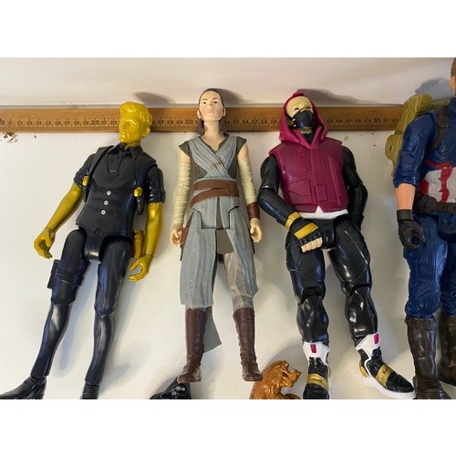 21 - Collection of action figures from Marvel, Hasbro, Epic Games and Lanard