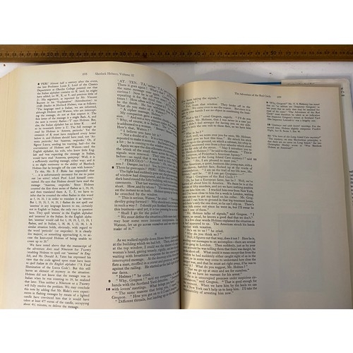 26 - The Annotated Sherlock Holmes Complete Works, contains 4 novels and 56 short stories