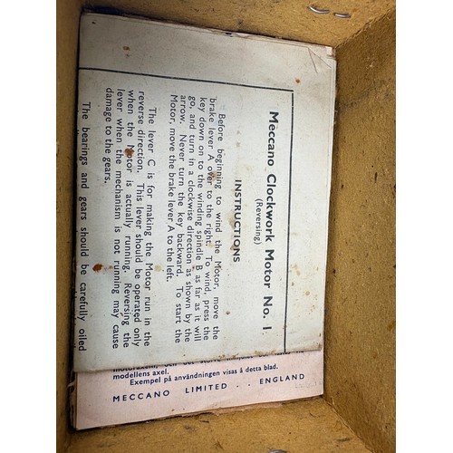 934 - Vintage wooden box filled with Meccano and instruction book