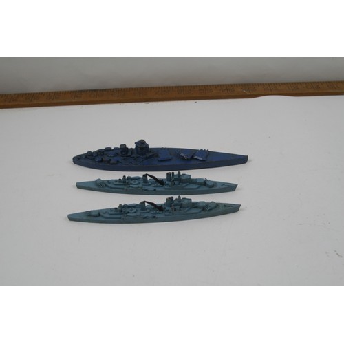 41 - Collection of Triang diecast Mink Battleships